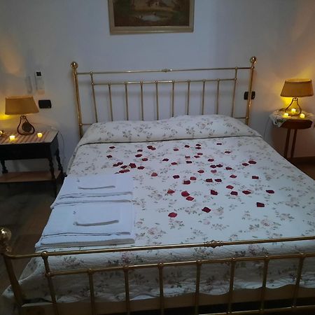 B&B Casa Santa Lucia Manerba del Garda Luaran gambar