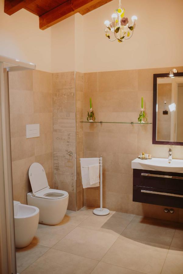 B&B Casa Santa Lucia Manerba del Garda Luaran gambar