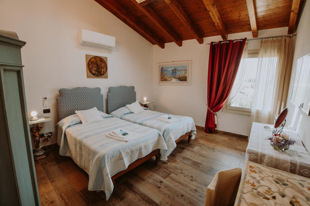 B&B Casa Santa Lucia Manerba del Garda Luaran gambar