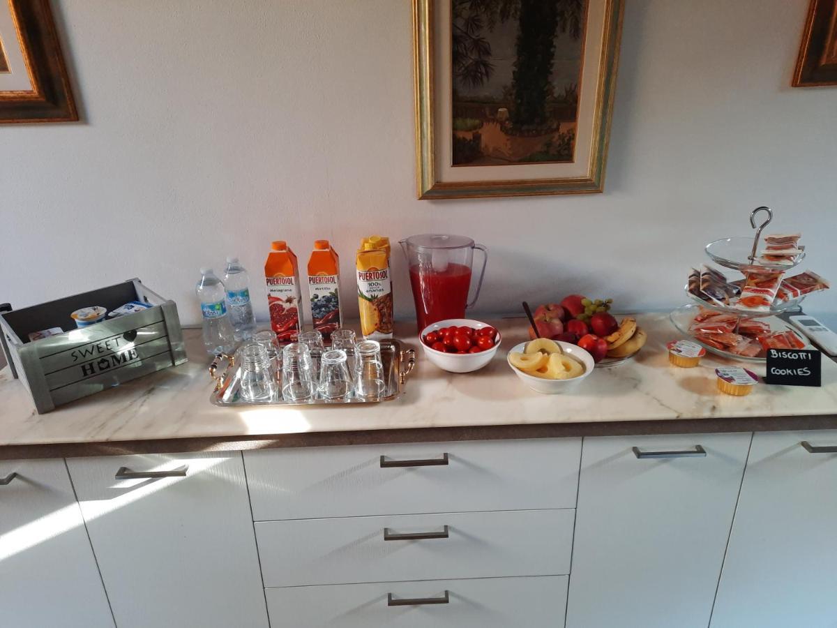B&B Casa Santa Lucia Manerba del Garda Luaran gambar