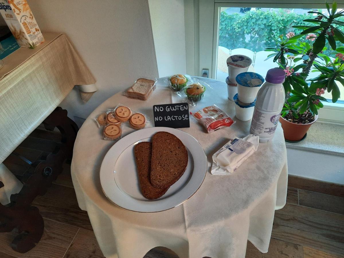 B&B Casa Santa Lucia Manerba del Garda Luaran gambar