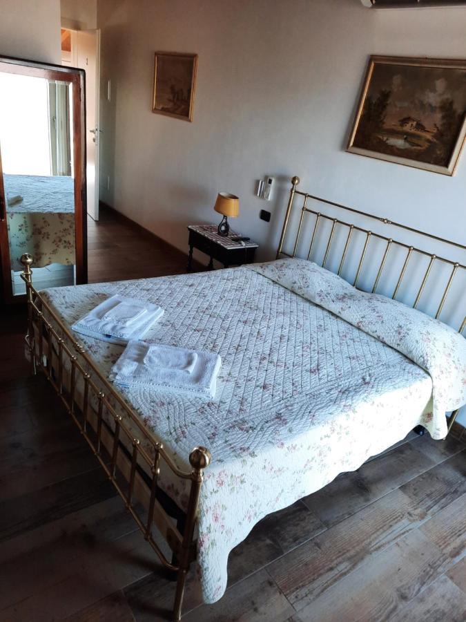 B&B Casa Santa Lucia Manerba del Garda Luaran gambar