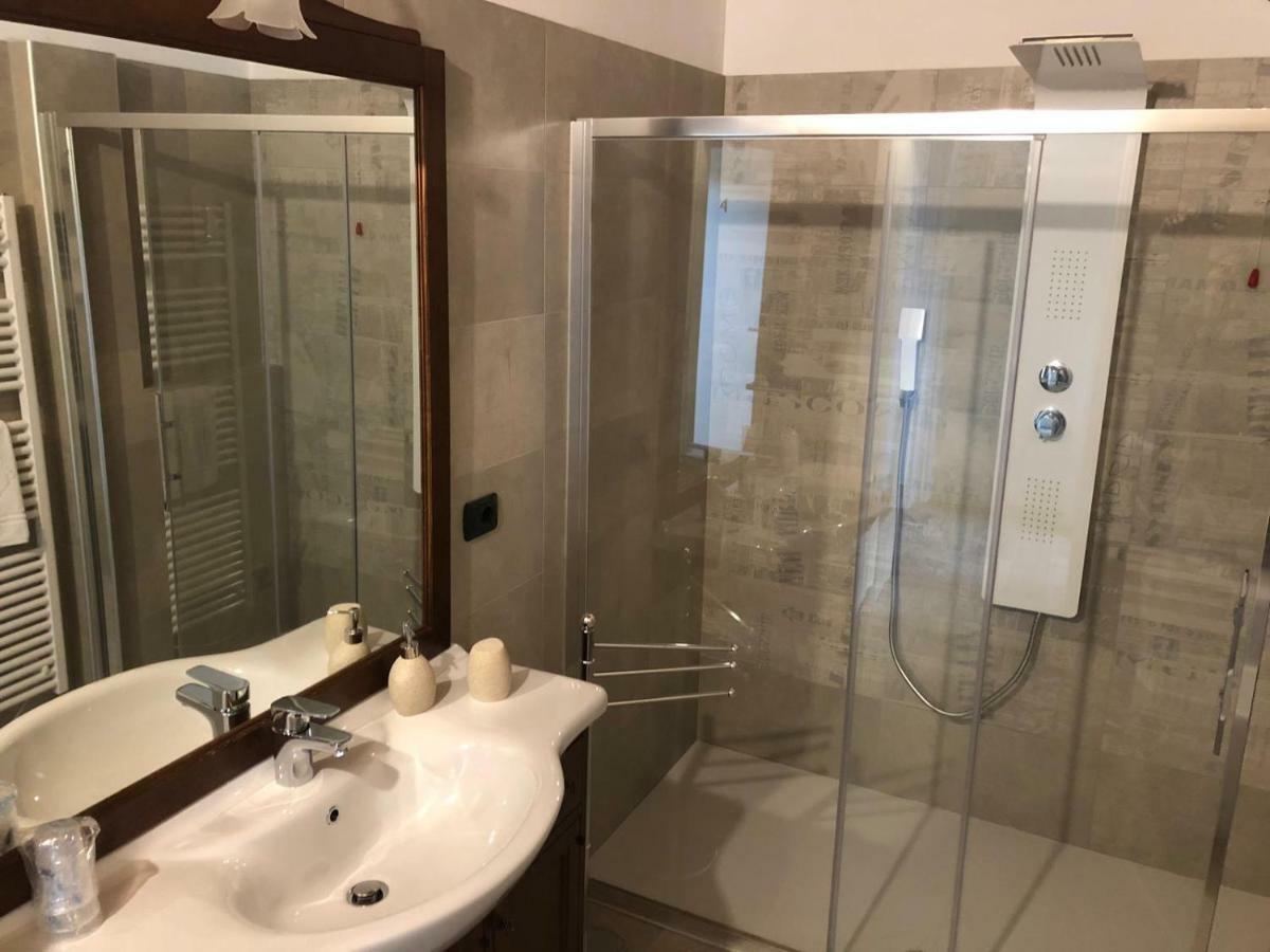 B&B Casa Santa Lucia Manerba del Garda Luaran gambar
