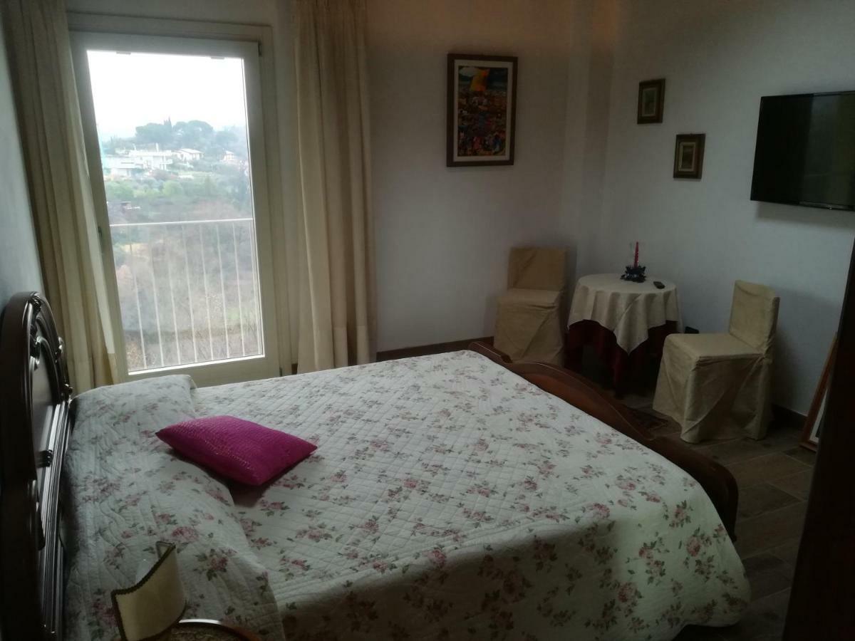 B&B Casa Santa Lucia Manerba del Garda Luaran gambar
